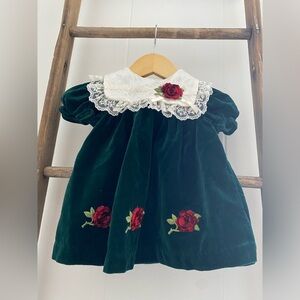 VTG green 100% cotton lace floral velvety embroidered holiday dress with bottom